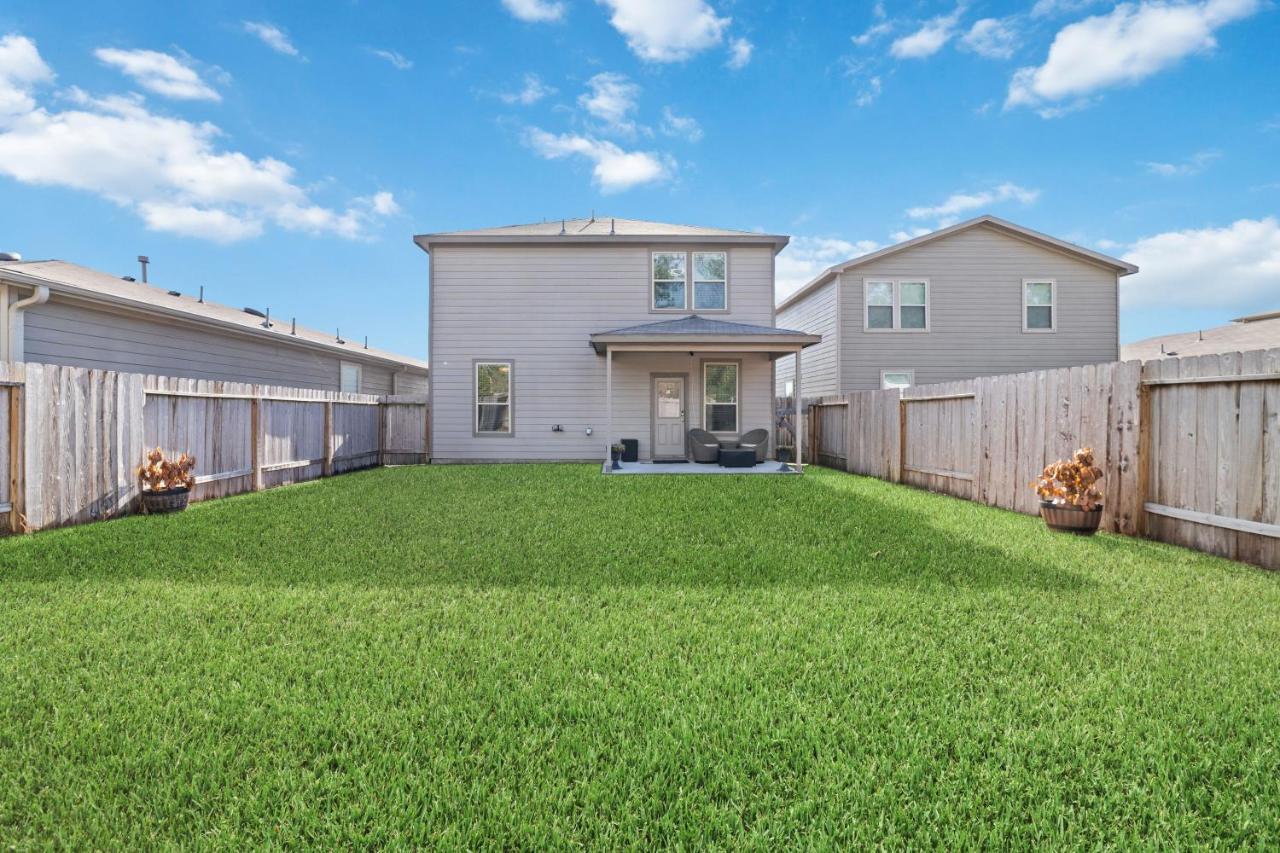 N-E-G House - Near David Wayne Hooks Airport Villa Хюстън Екстериор снимка