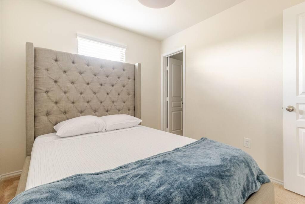 N-E-G House - Near David Wayne Hooks Airport Villa Хюстън Екстериор снимка